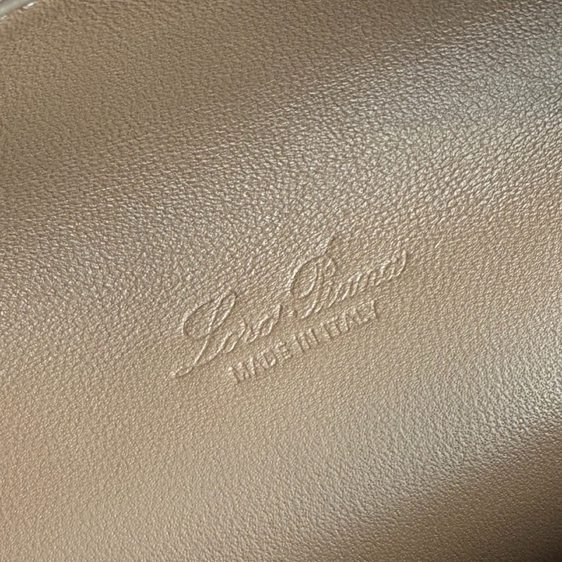 13427707451189125.jpg