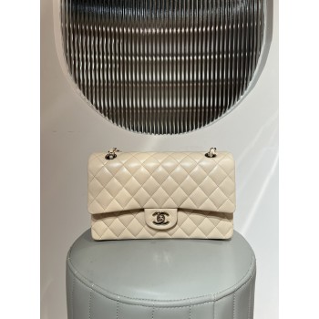 샤넬 클래식 플랩 미디움 체인 숄더백 A01112