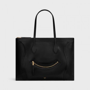 셀린느 플랫 카바스 뉴 러기지 글로시 카프스킨 숄더백 123963GW4