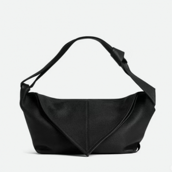 보테가베네타 Sawyer 라지 트라이앵글 숄더백 815807V4FW01000