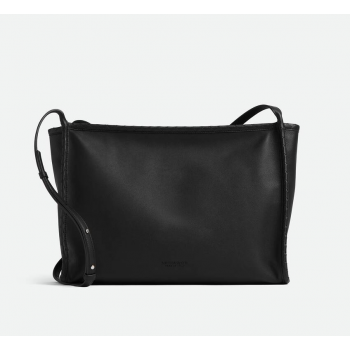 보테가 베네타 코리에레 크로스백 826852