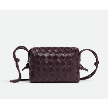 보테가 베네타 카메라 크로스백 723547