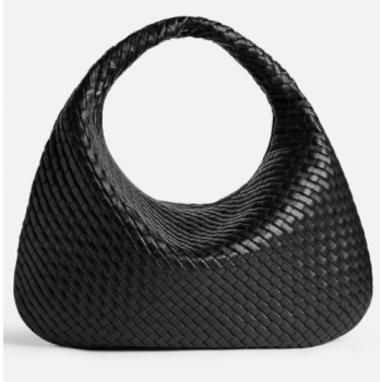 보테가 베네타 맥시 베네타 인트레치아토 램스킨 숄더백 856739