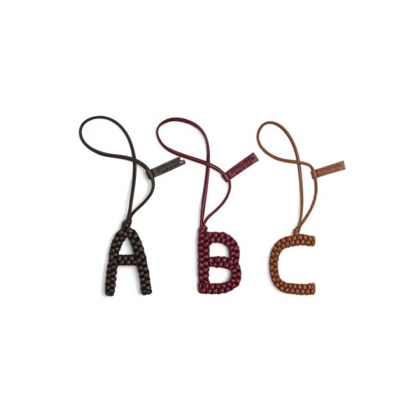 보테가 베네타 인트레치아토 알파벳 레터 참 키링 백참 844638