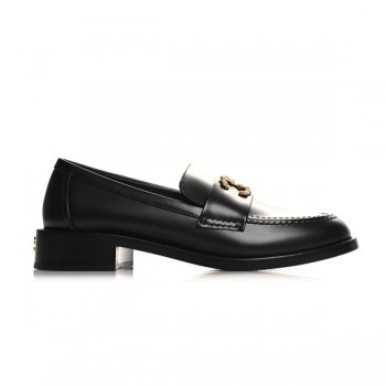 샤넬 카멜리아 CC 로고 카프스킨 로퍼 블랙