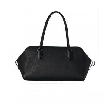 더 로우 E/W 그레인드 카프스킨 레더 볼링백 W1698L129