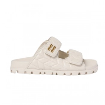 미우미우 마테라쎄 나파 레더 슬라이드